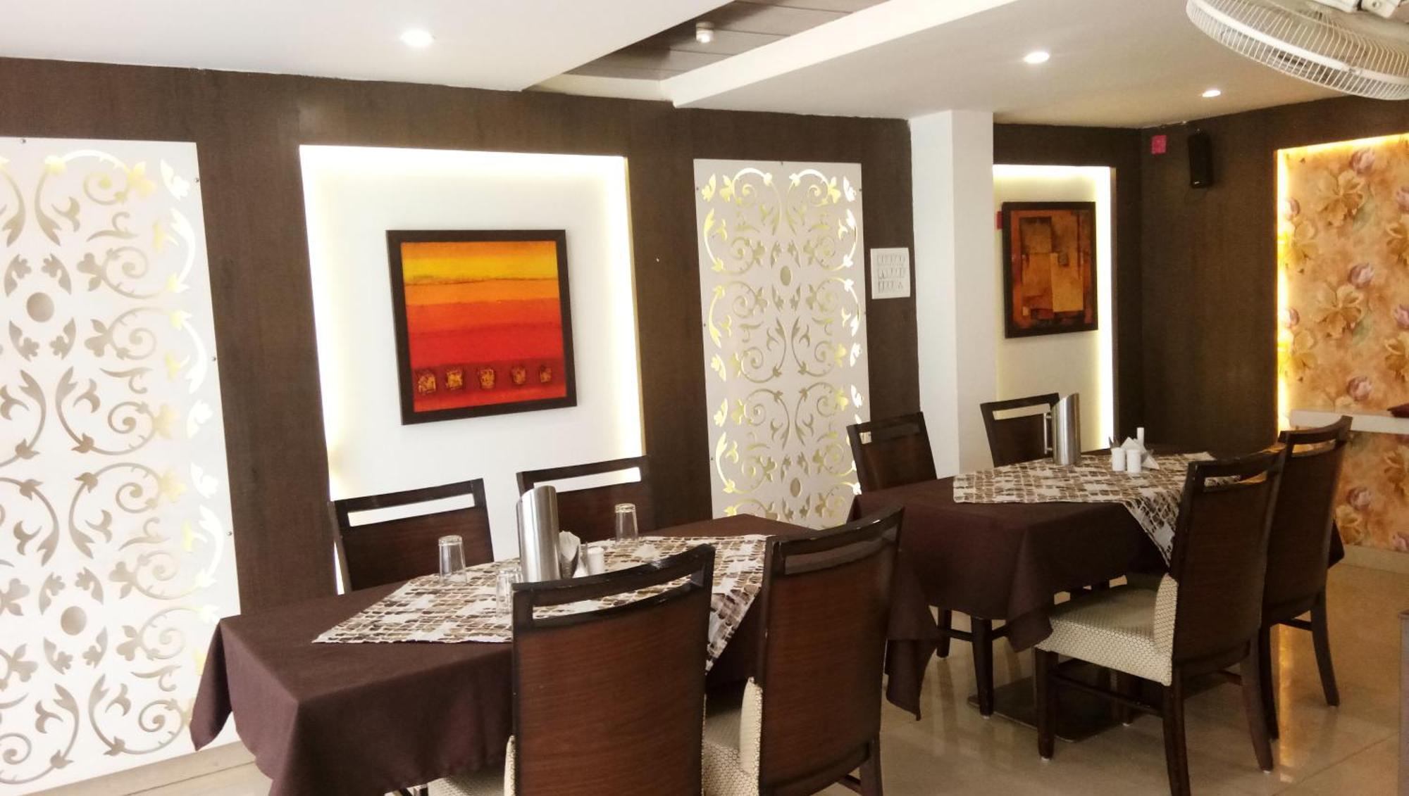 Hotel Banjara Μποπάλ Εξωτερικό φωτογραφία